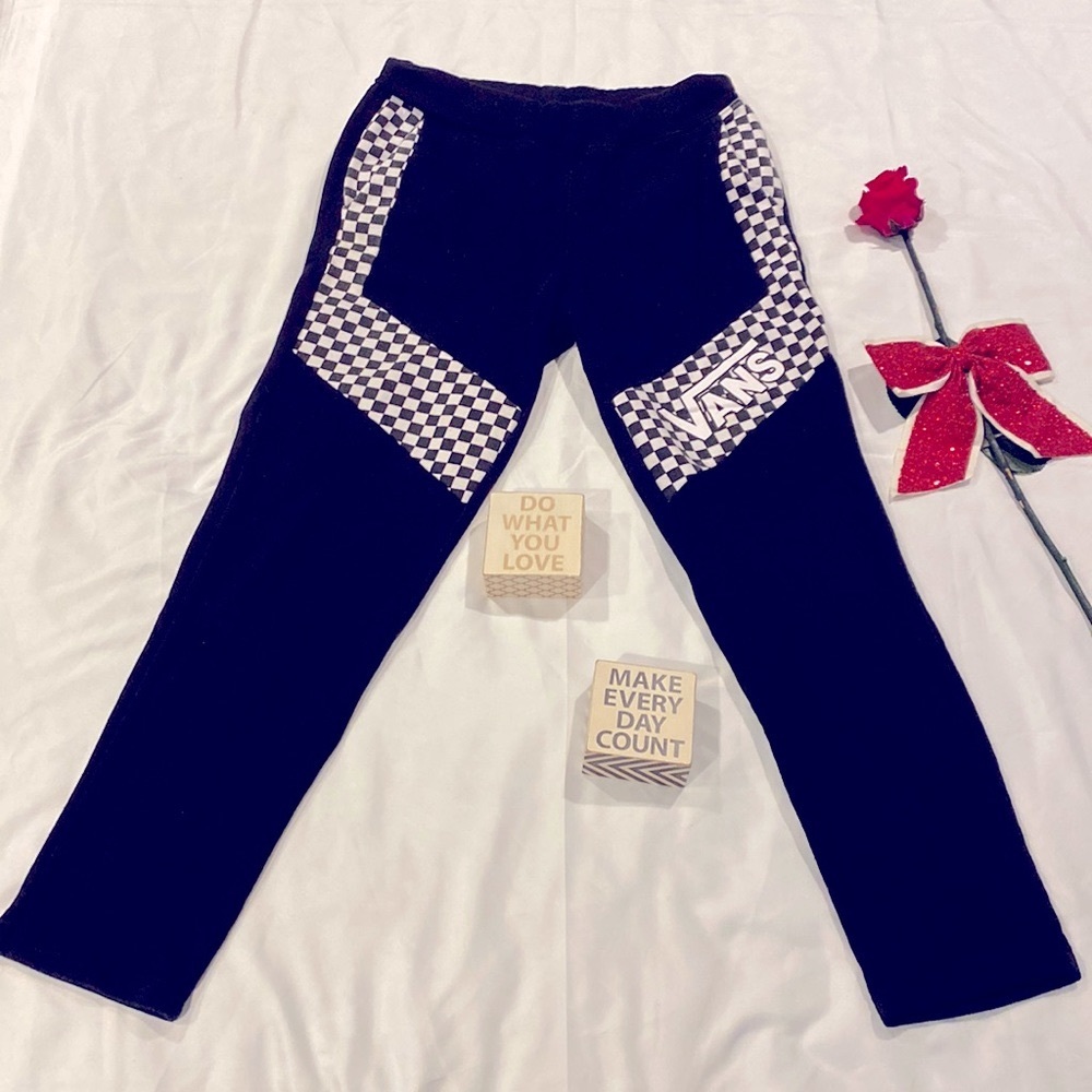 COPY - Vans “Off the Wall” black women’s sweatpants.